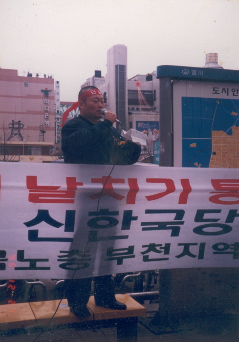 s_06.jpg